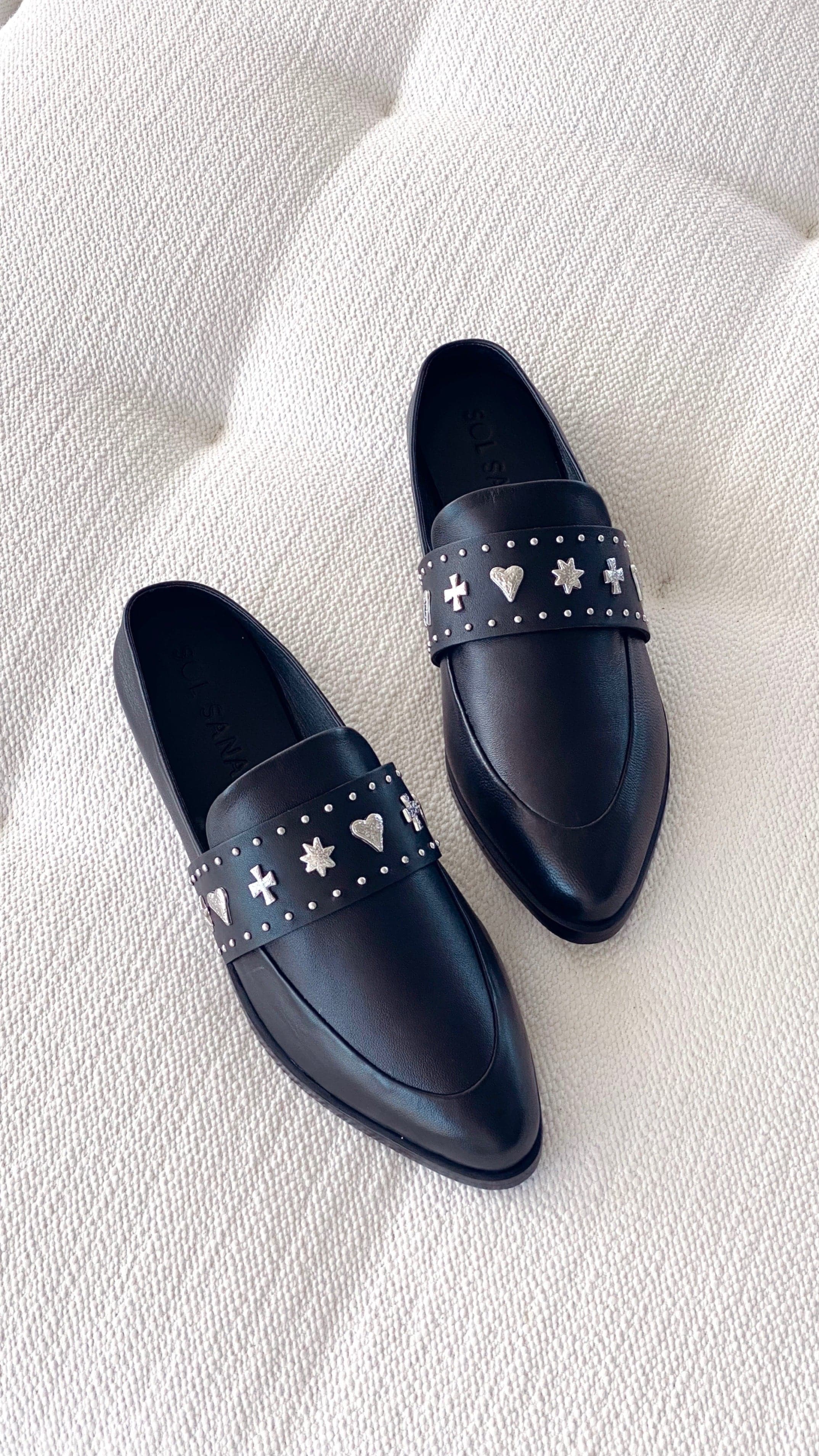 Kikodress - Sol Sana Tuesday Slide - Black/Silver