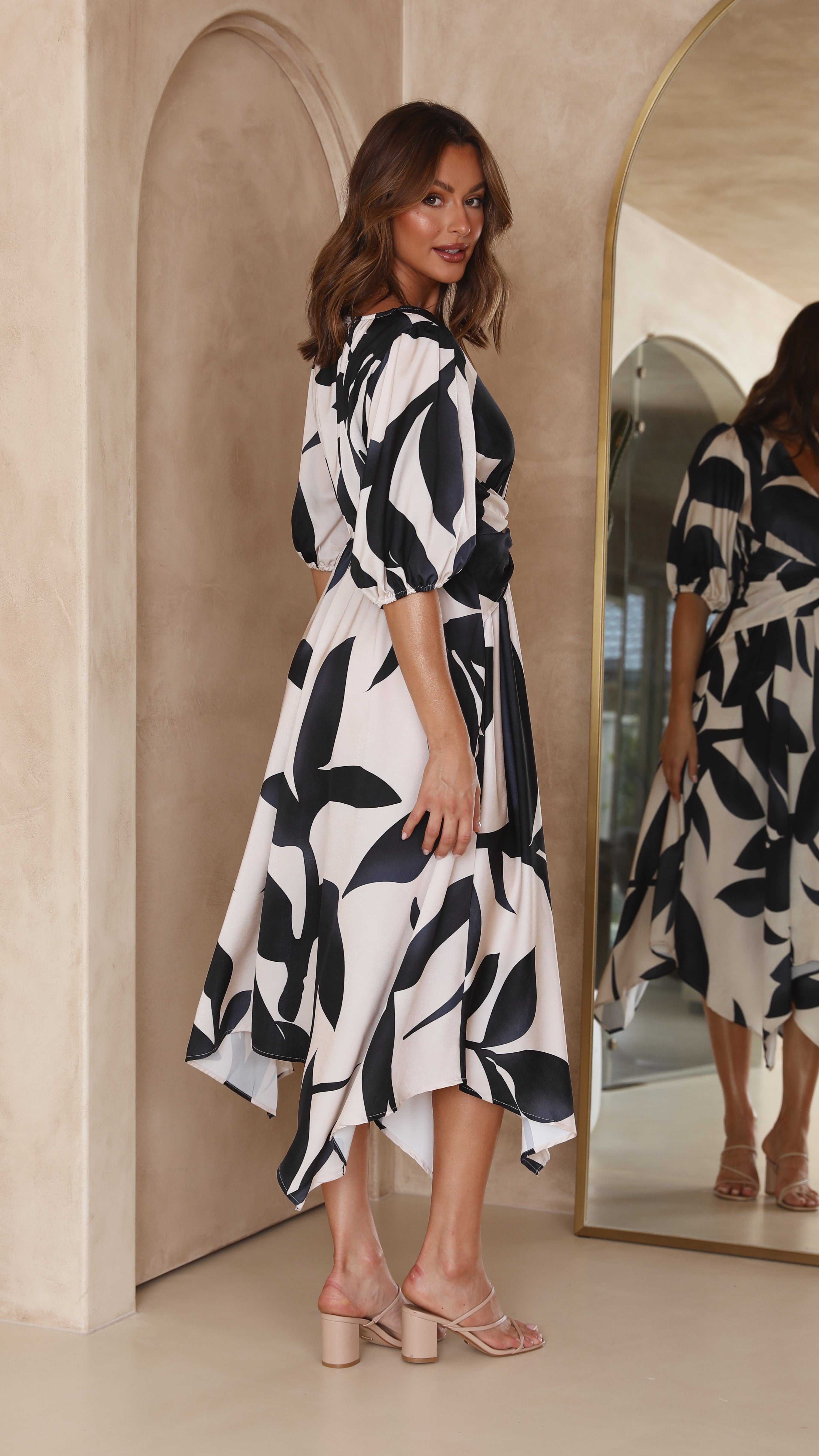 Kikodress - Dontella Midi Dress - Black/Champagne