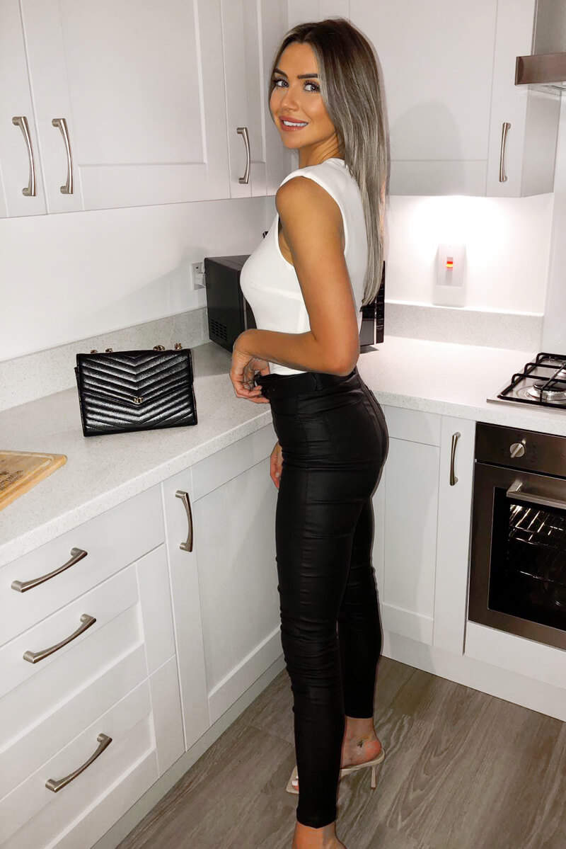 Kikodress - Cream Basic Padded Shoulder Bodysuit