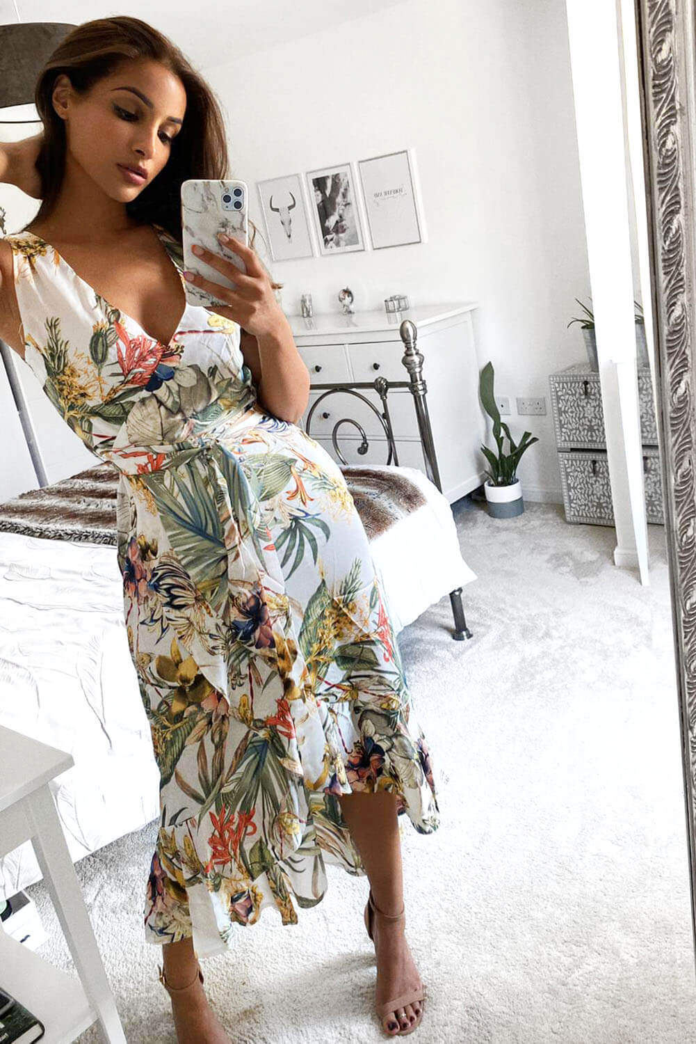 Kikodress - Cream Floral Sleeveless Maxi Dress with Belt