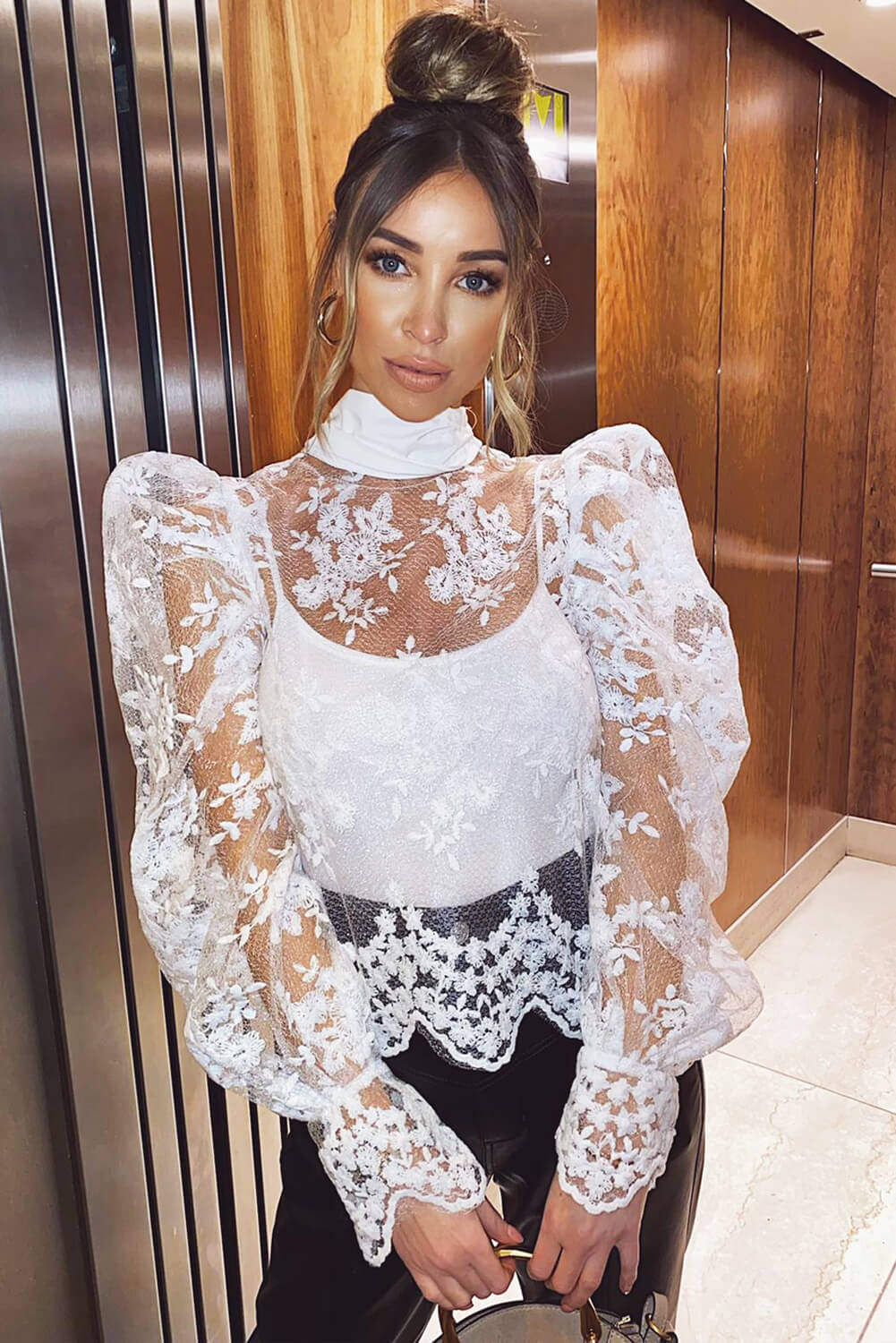 Kikodress - Cream Embroidered Puff Sleeve Tie Neck Top