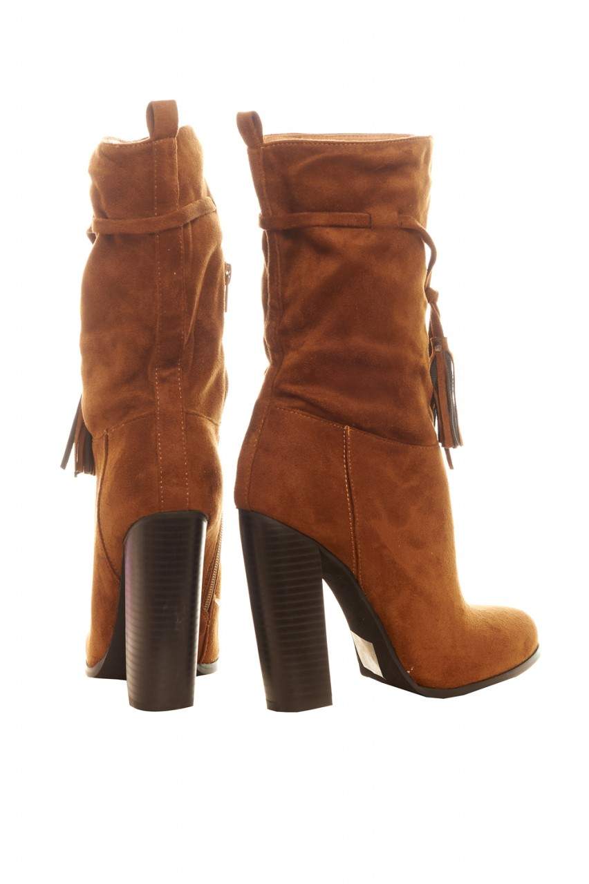 Kikodress - Tassel Detail Faux Suede  Boots
