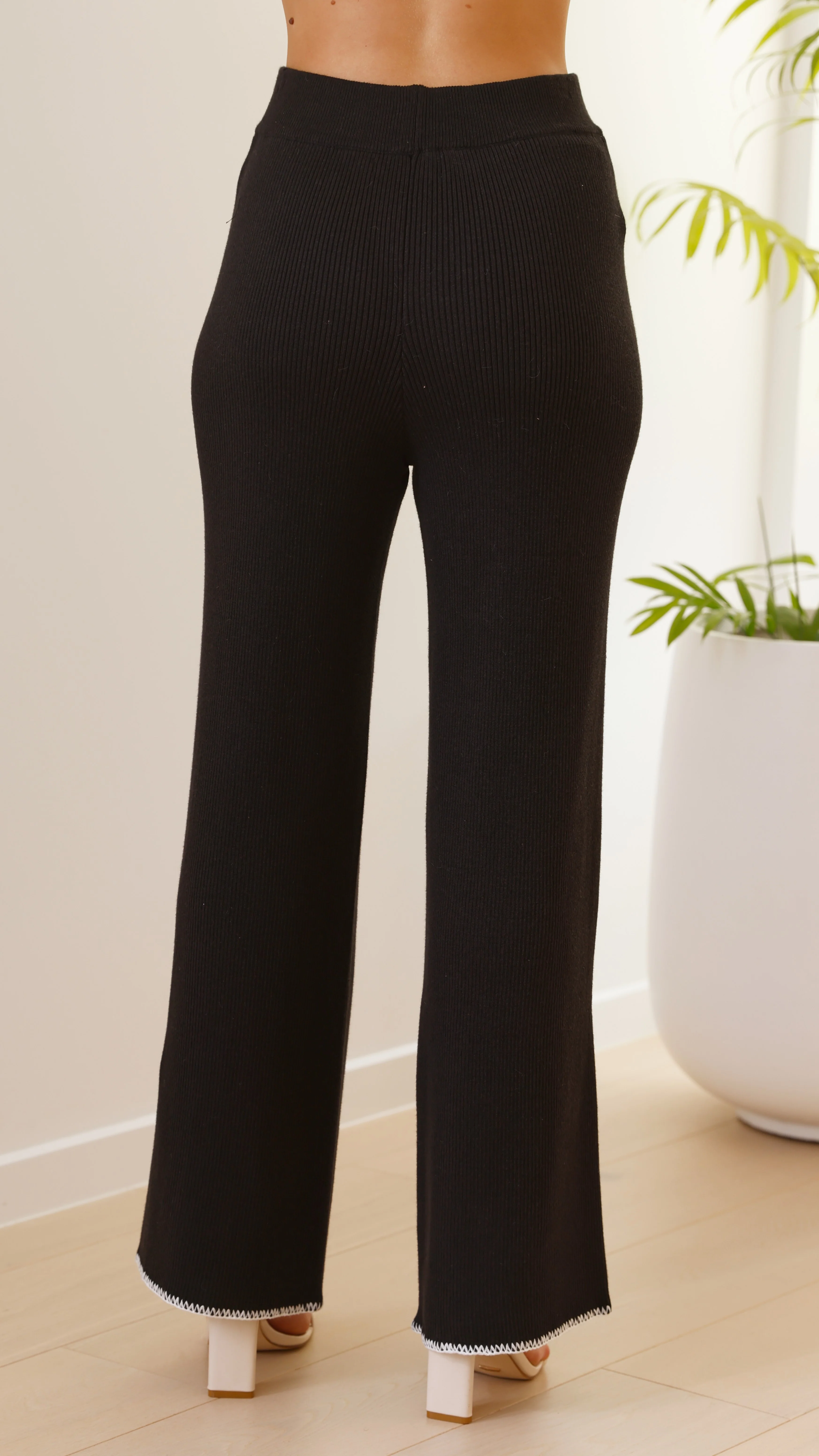 Kaelem Pants - Black