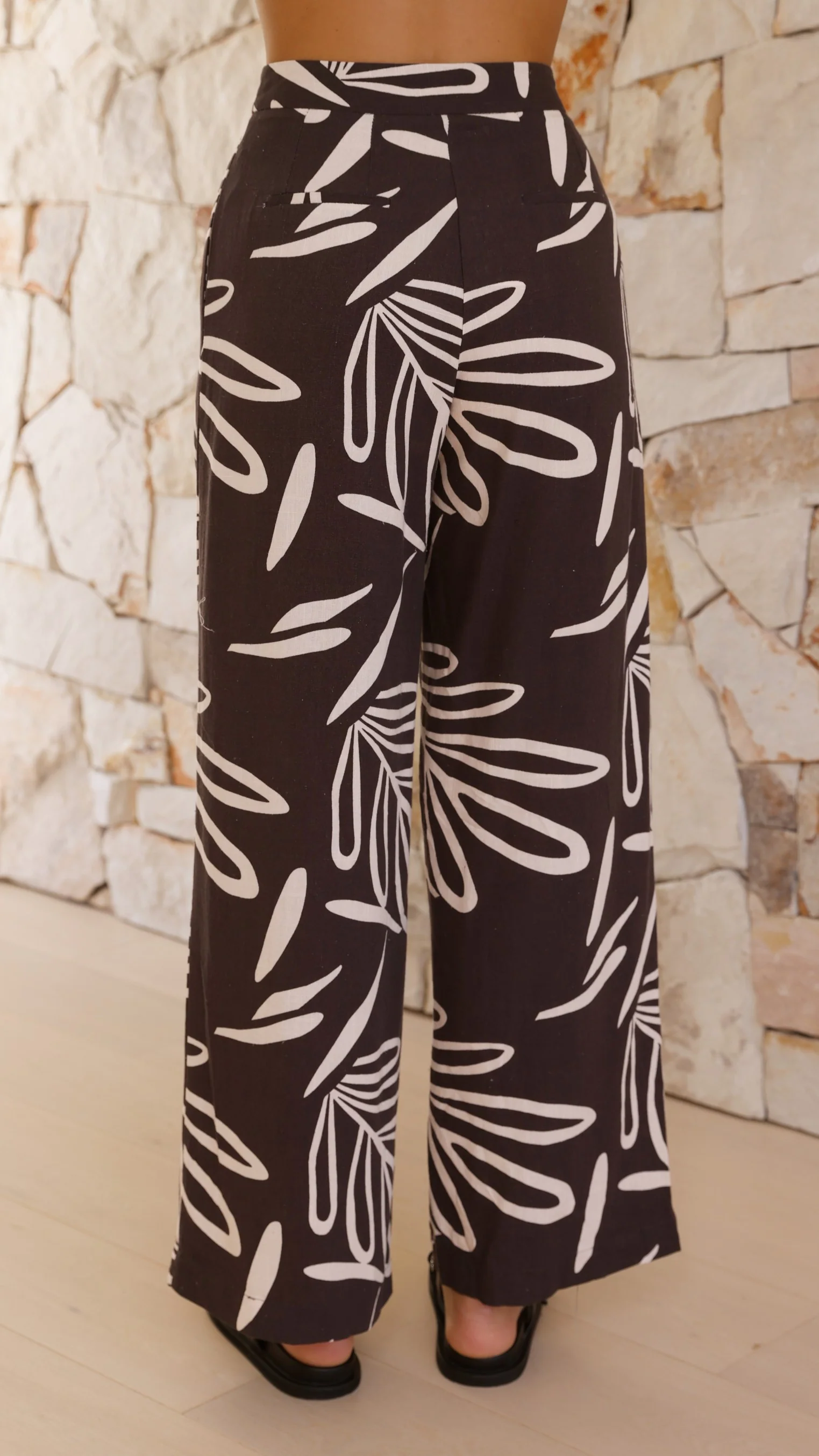 Haylie Pants - La Isla Floral