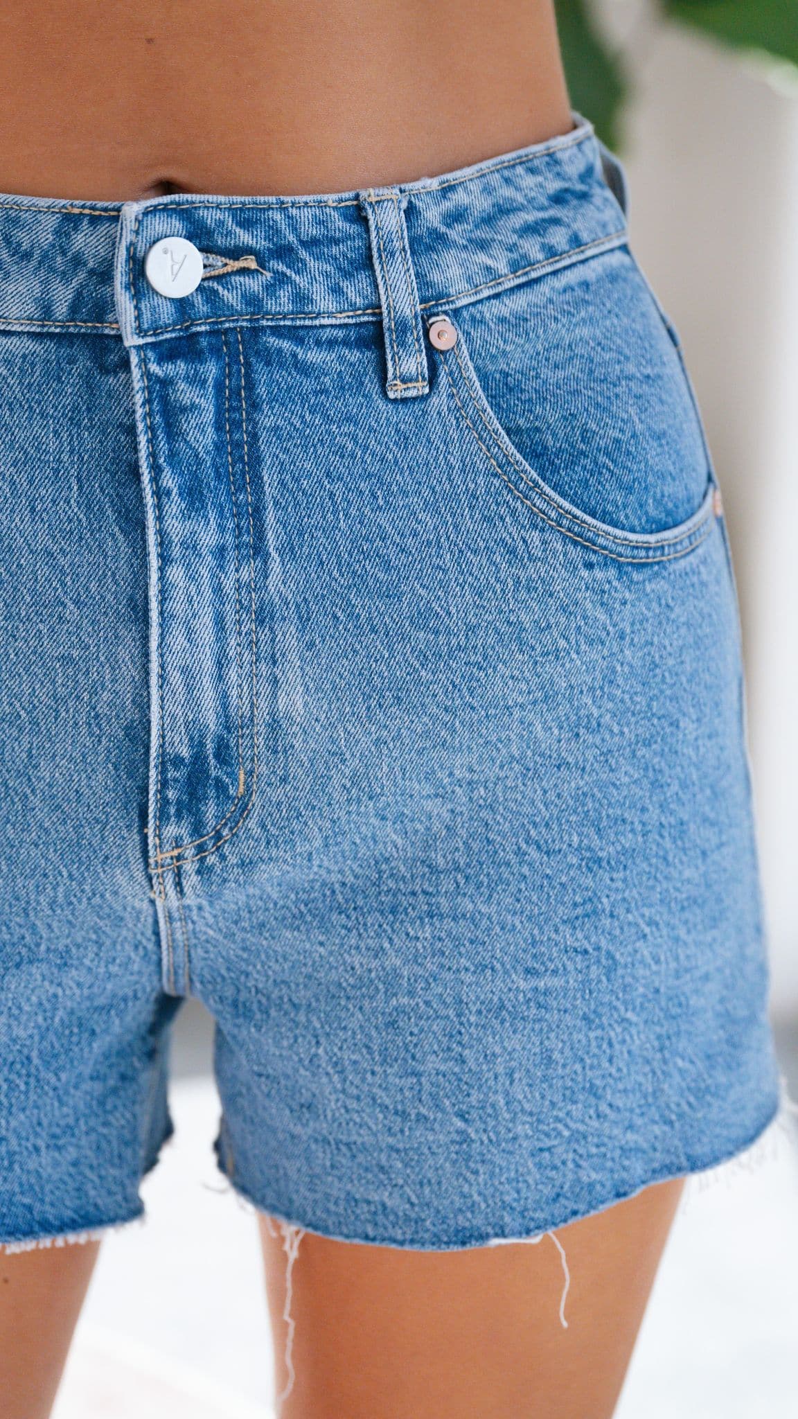 Abrand Venice Short - Chantell