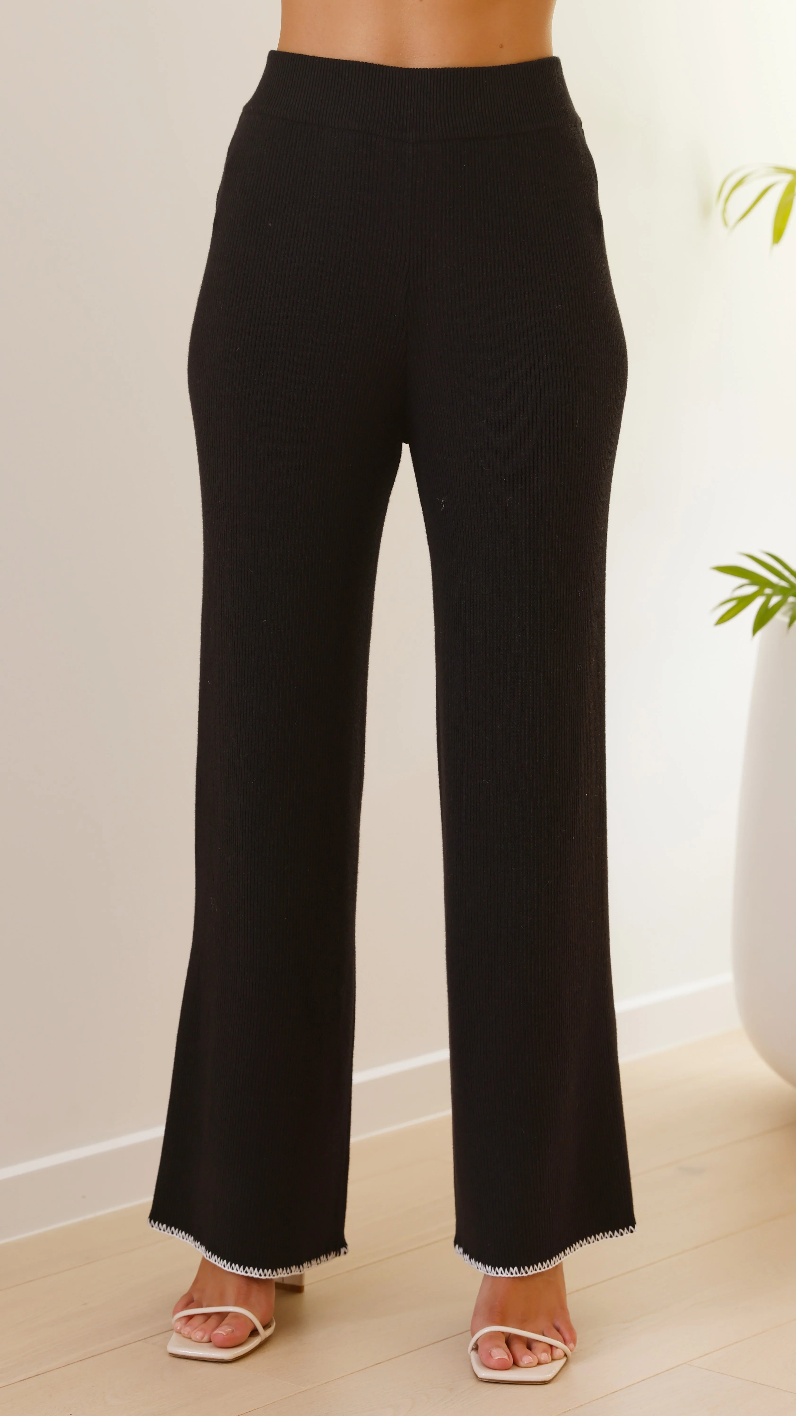 Kaelem Pants - Black