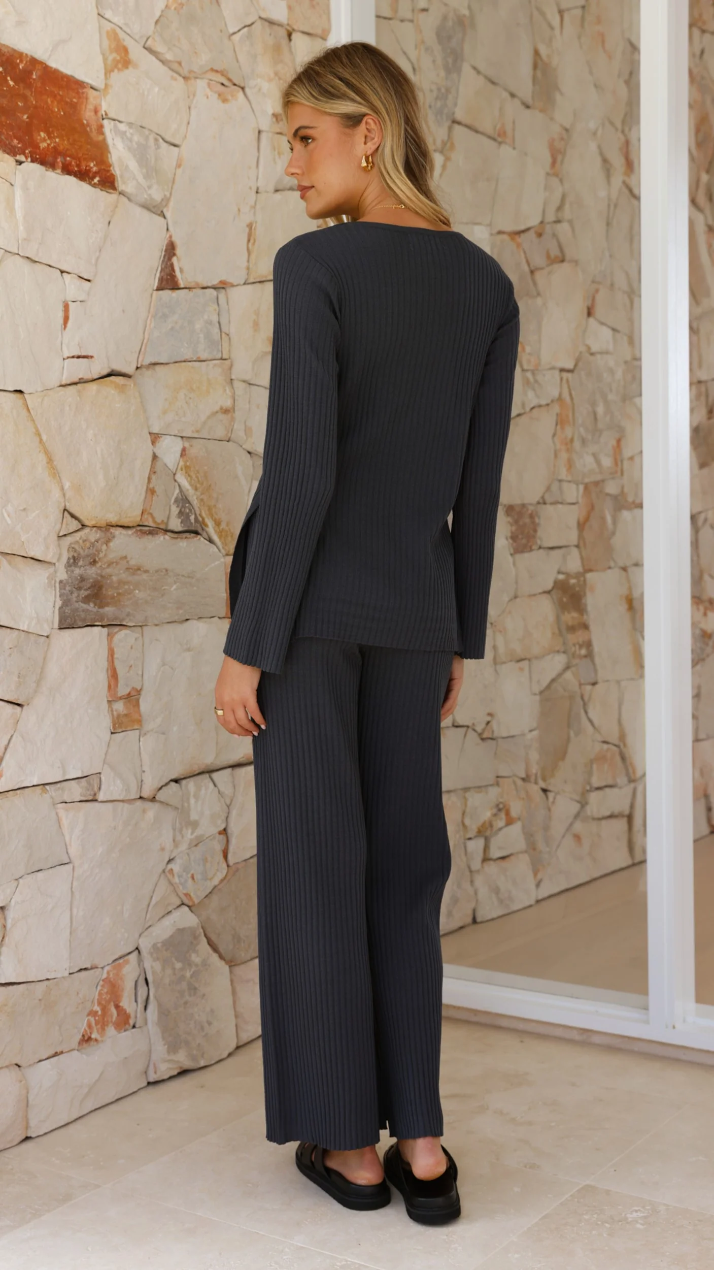 Laisha Long Sleeve Top - Charcoal