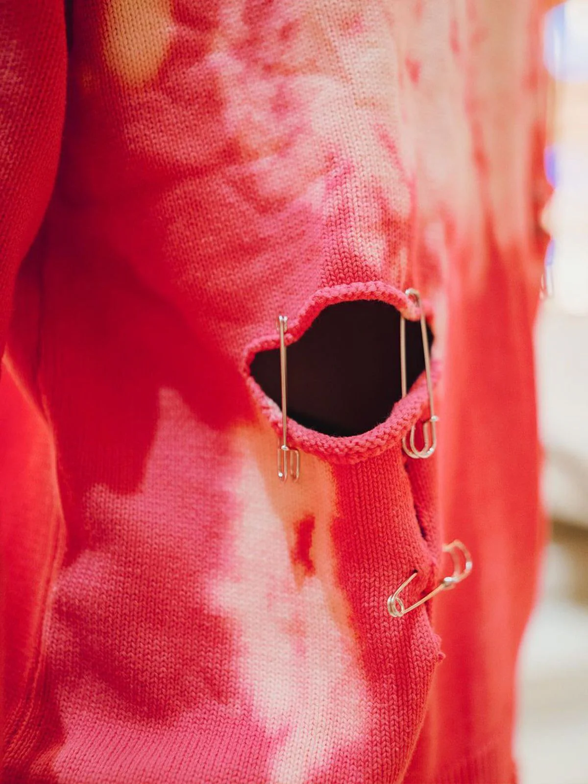 Aelfric Eden Paperclip Broken Design Knit Sweater