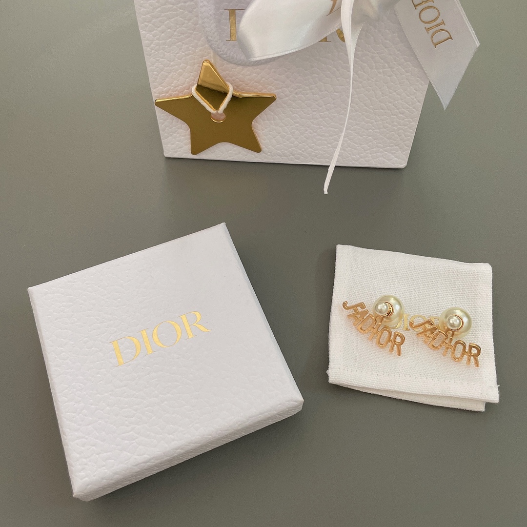 Dior Earring