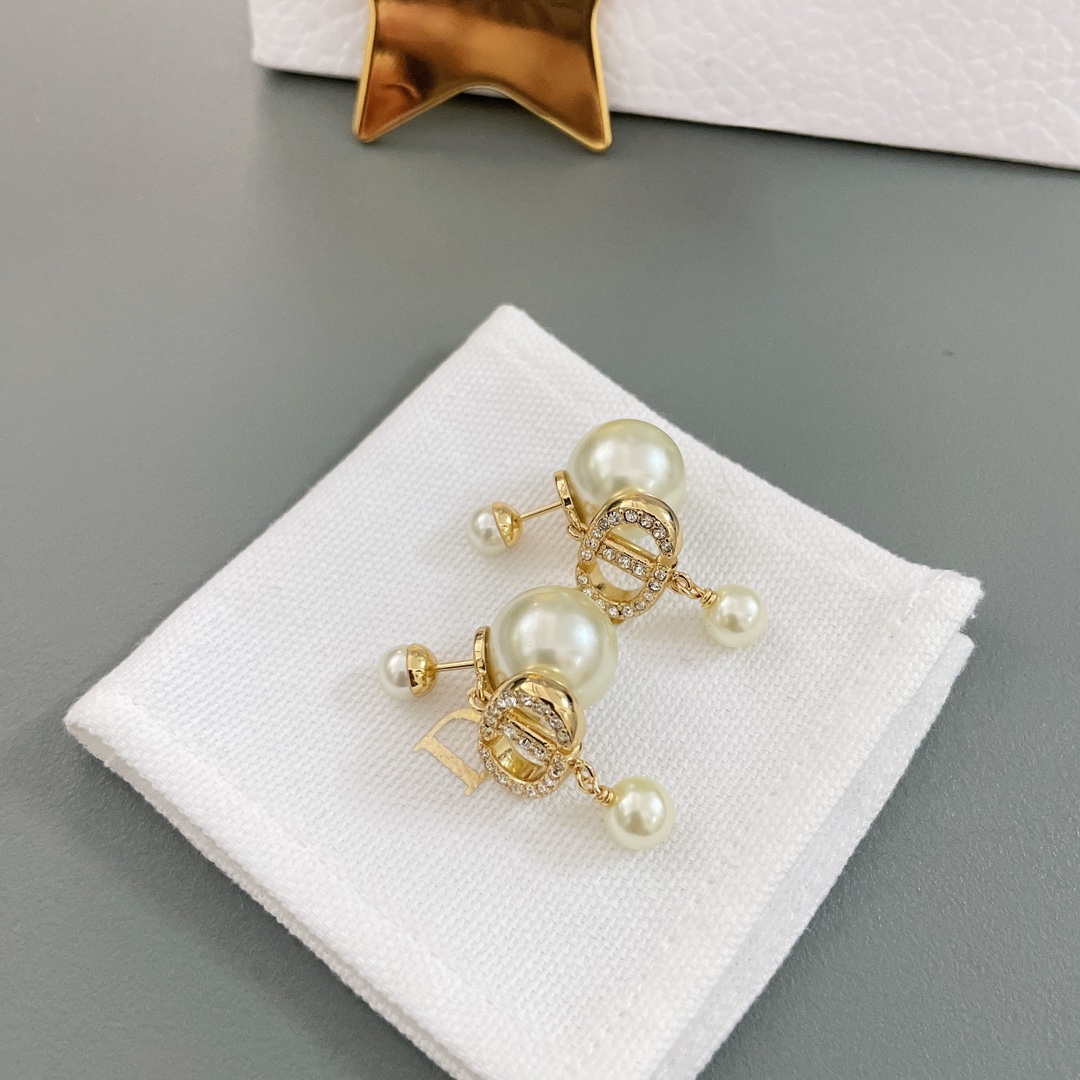Dior Earring
