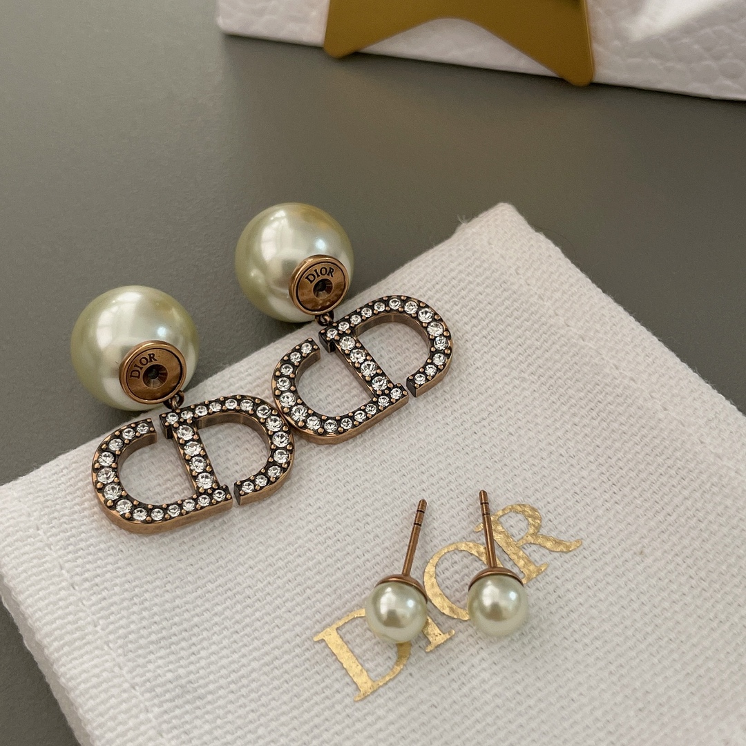 Dior Earring