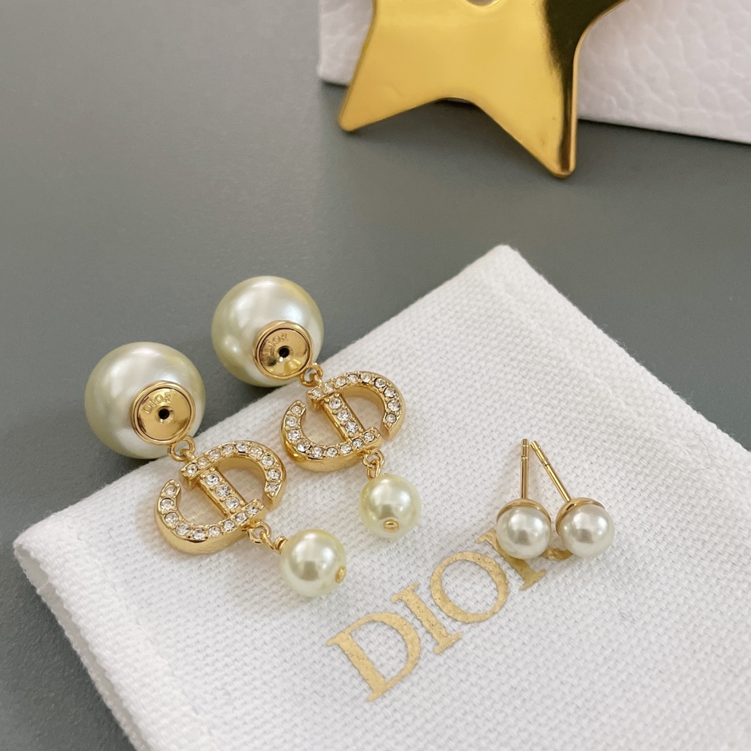 Dior Earring