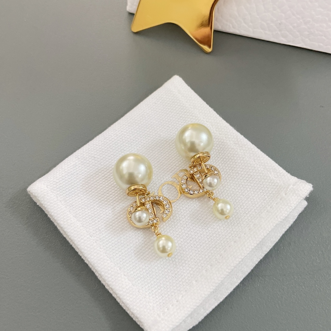 Dior Earring
