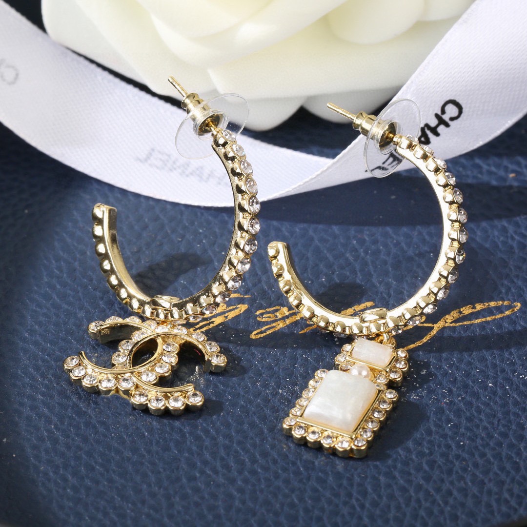 Chanel Earring