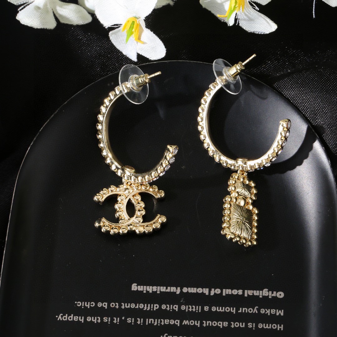 Chanel Earring