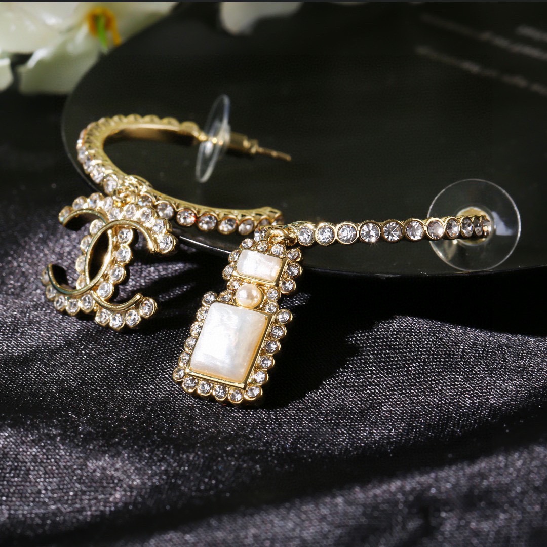 Chanel Earring