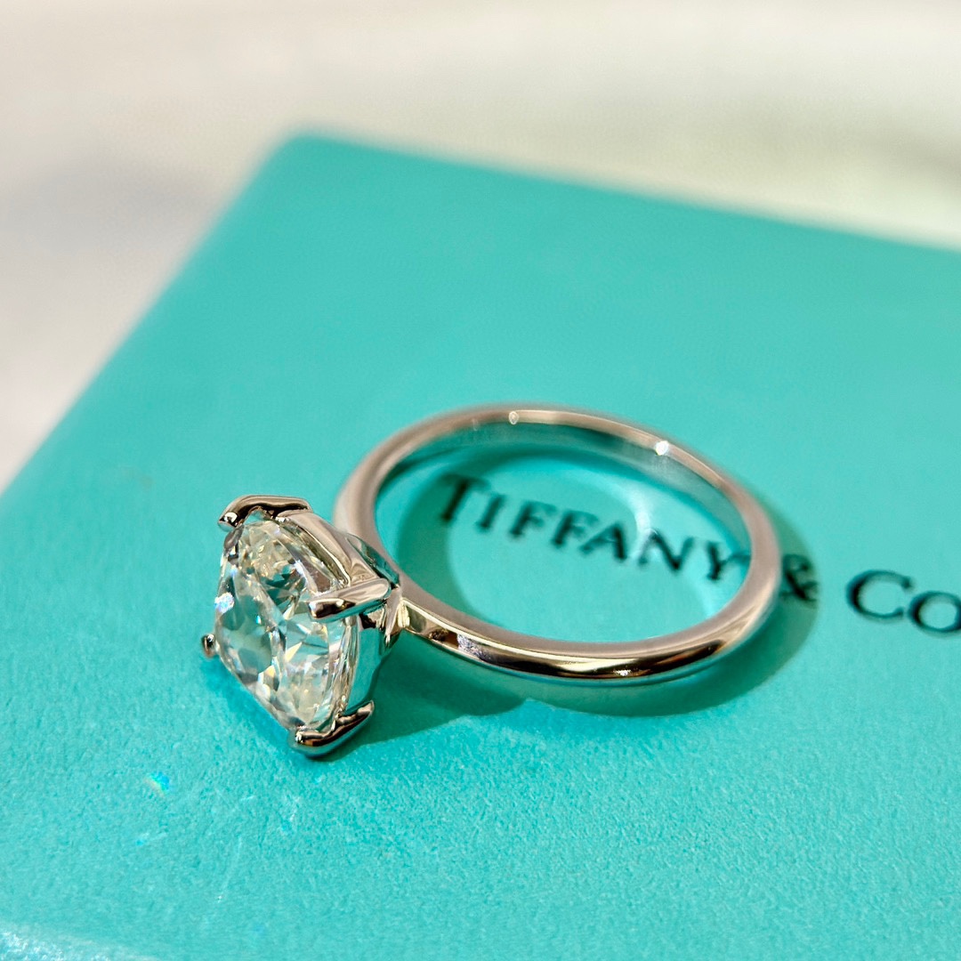 Tiffany True Ring