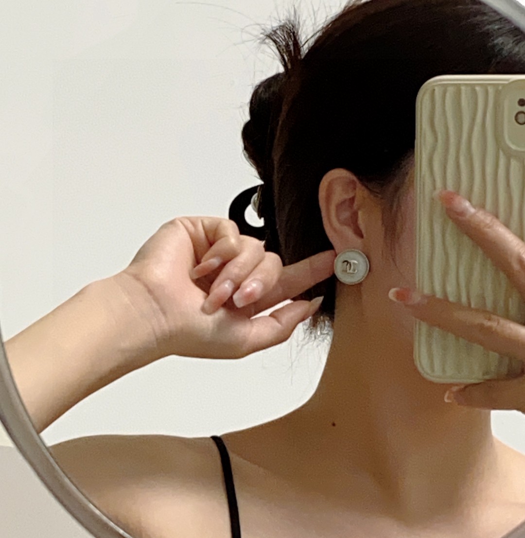 Chanel Earring