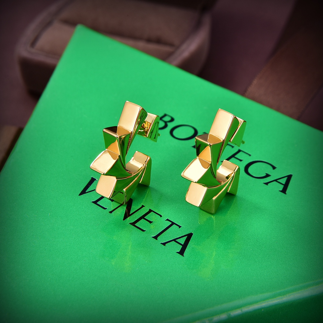 BOTTEGA VENENTA Earring
