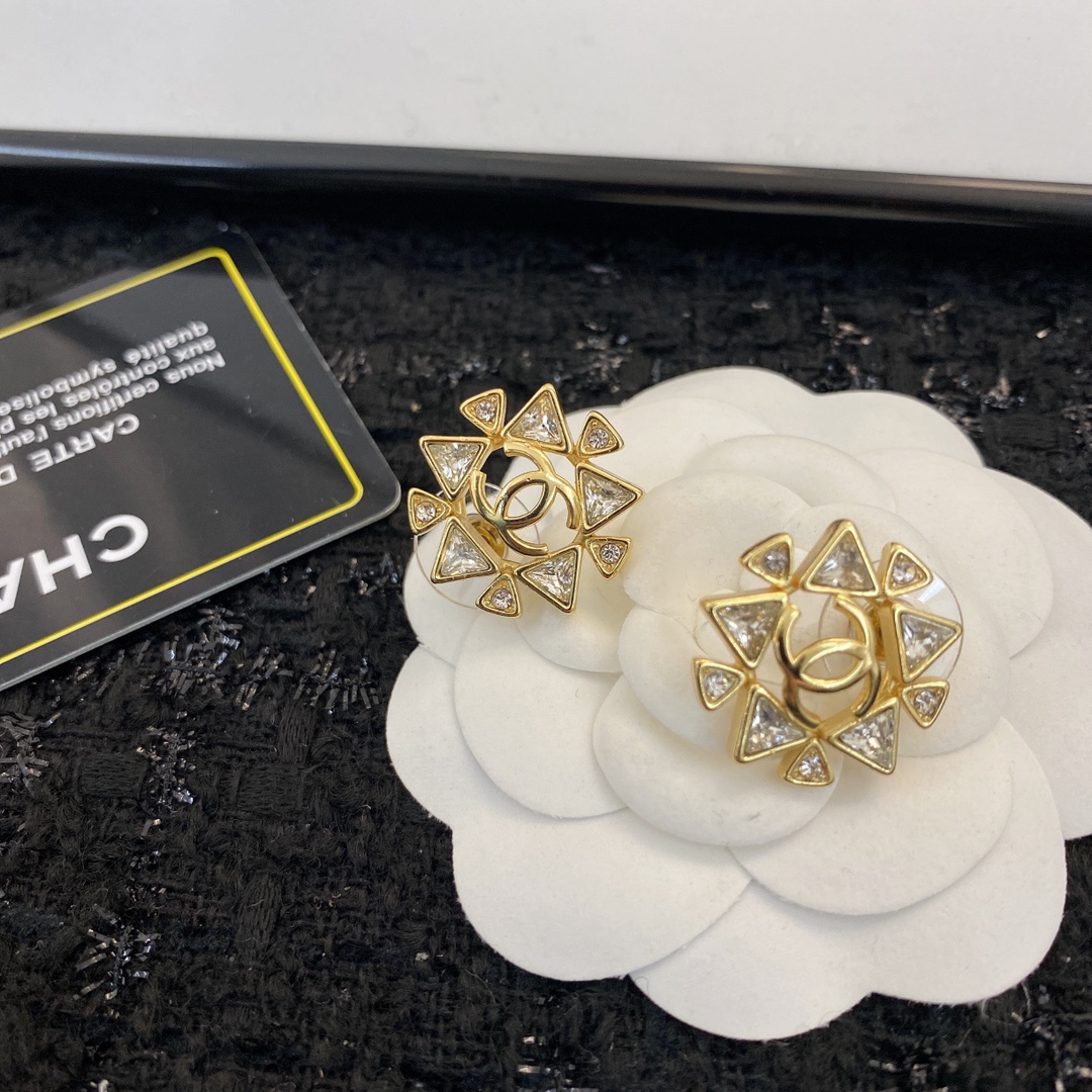 Chanel Earring