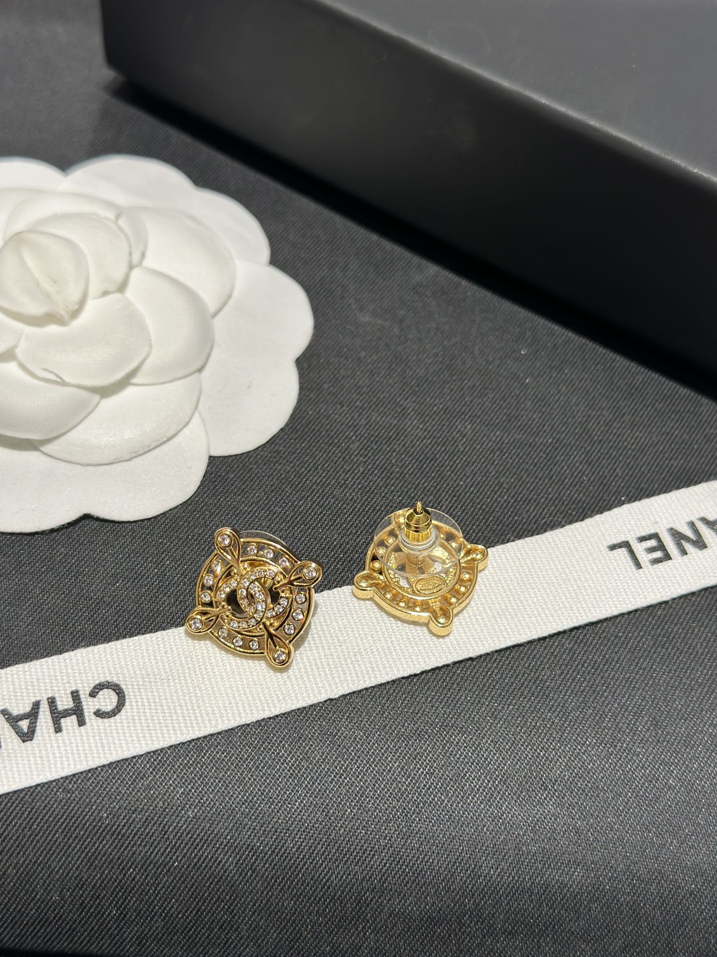 Chanel Earring