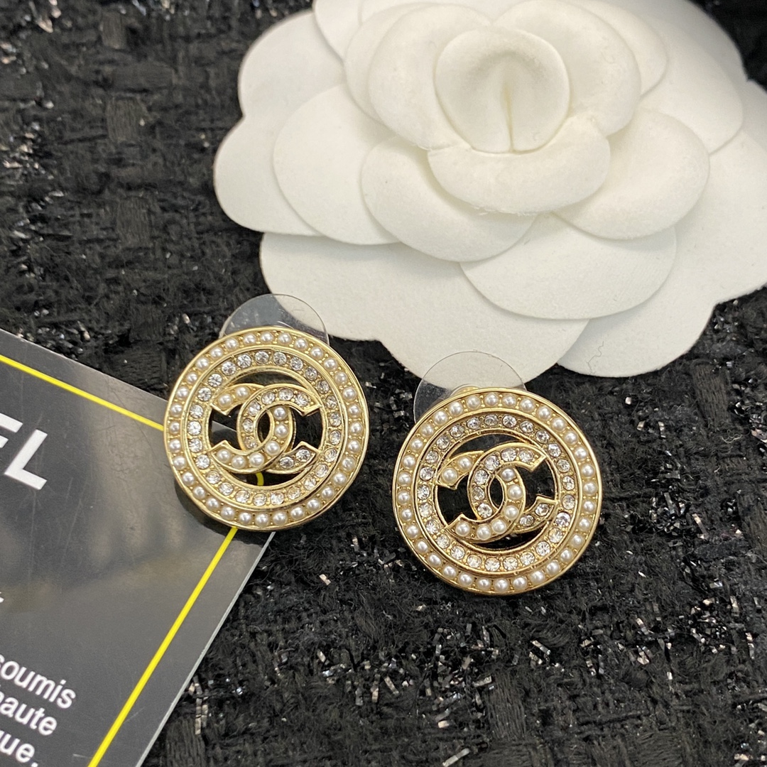 Chanel Earring