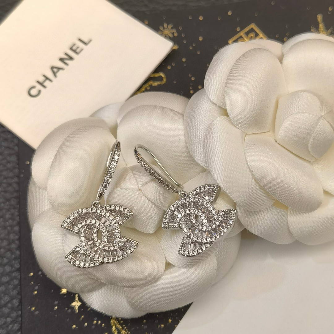 Chanel Earring