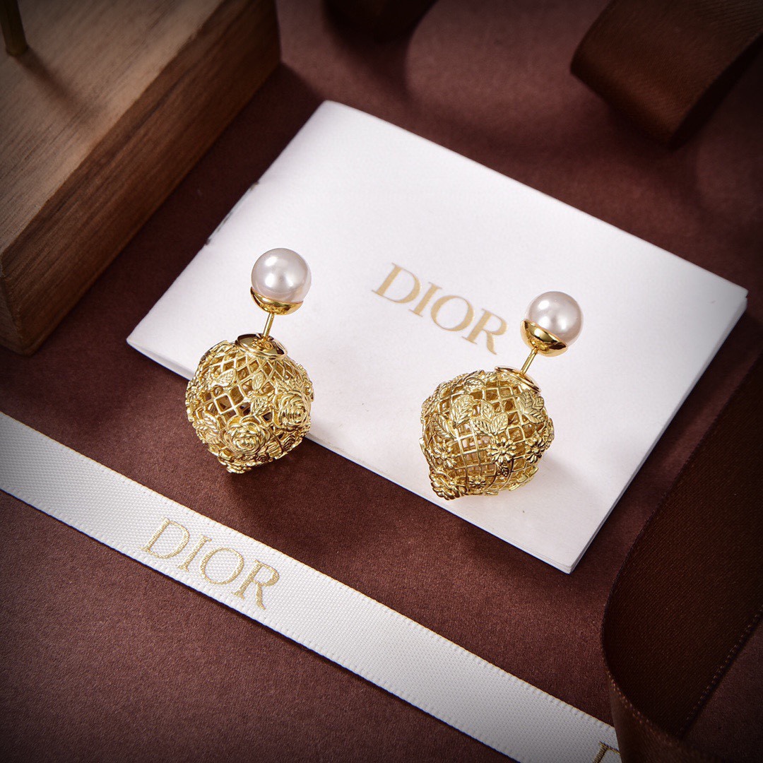 Dior Earring