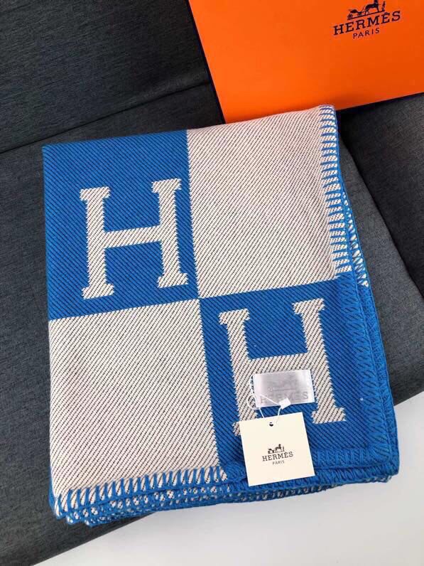 Hermes Avalon blanket