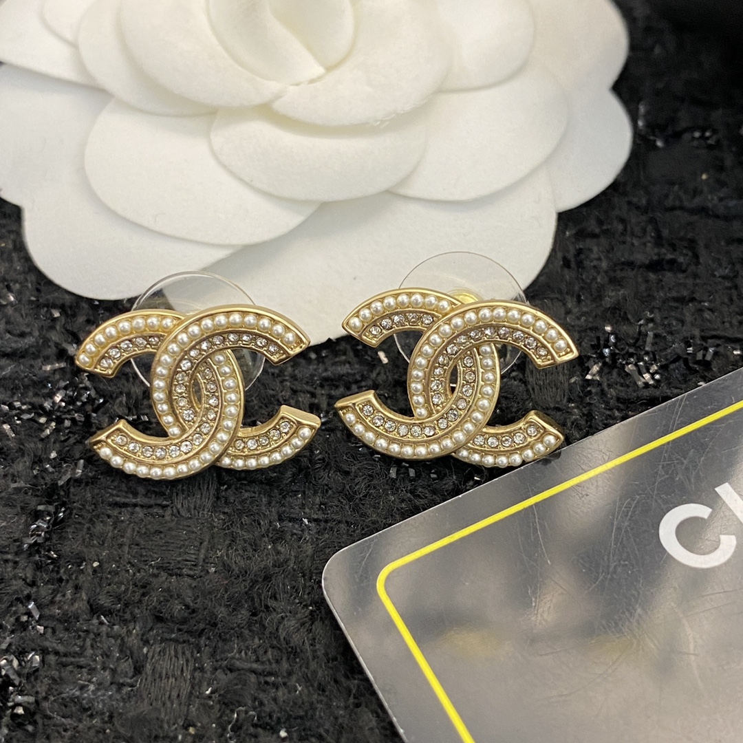 Chanel Earring