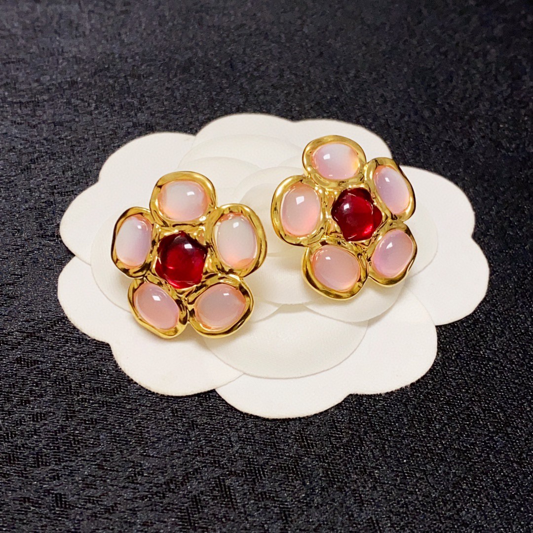 Chanel Earring