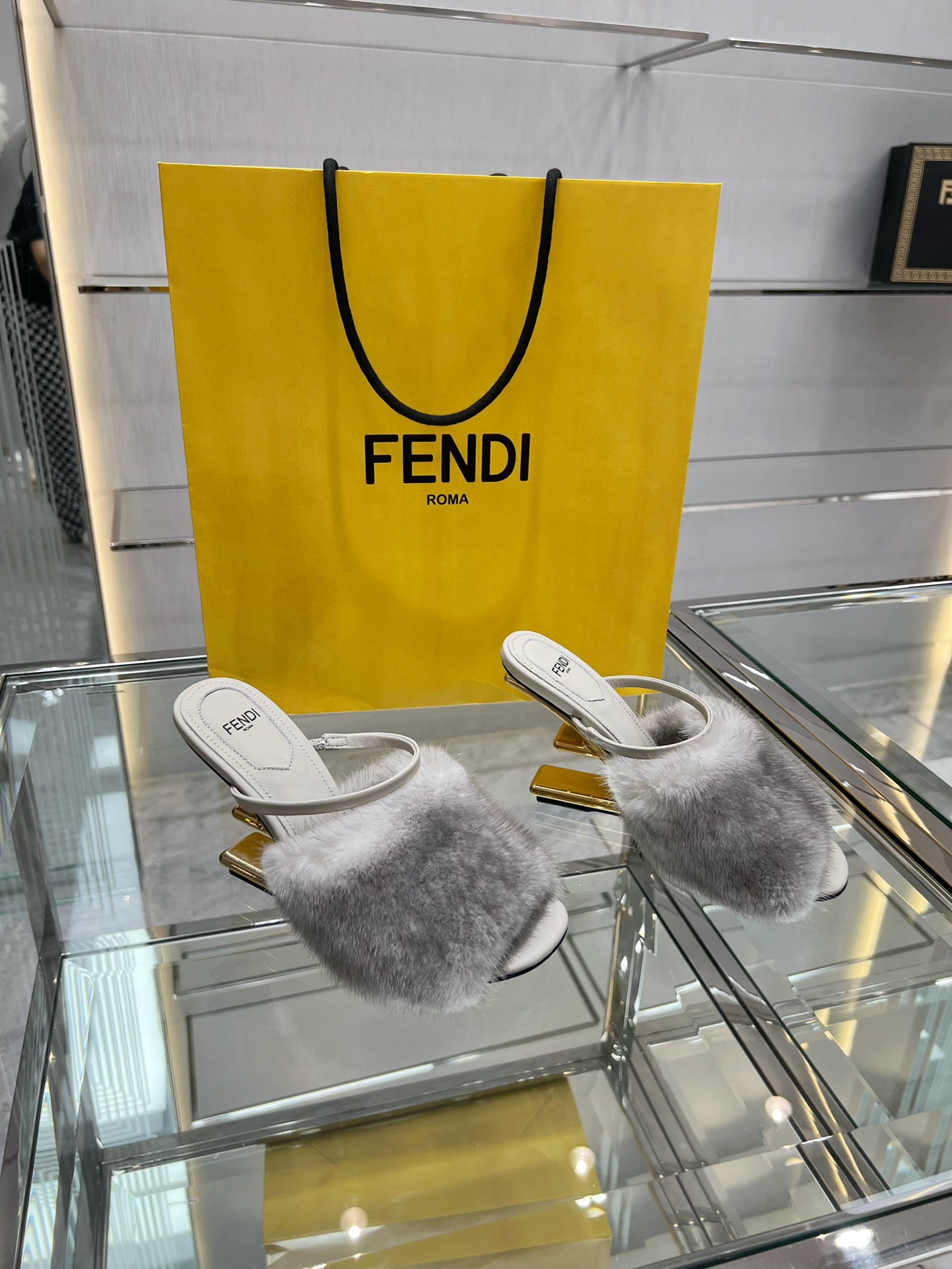 Fendi Slides