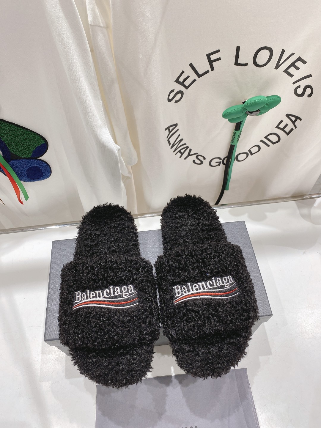 Balenciaga Slides