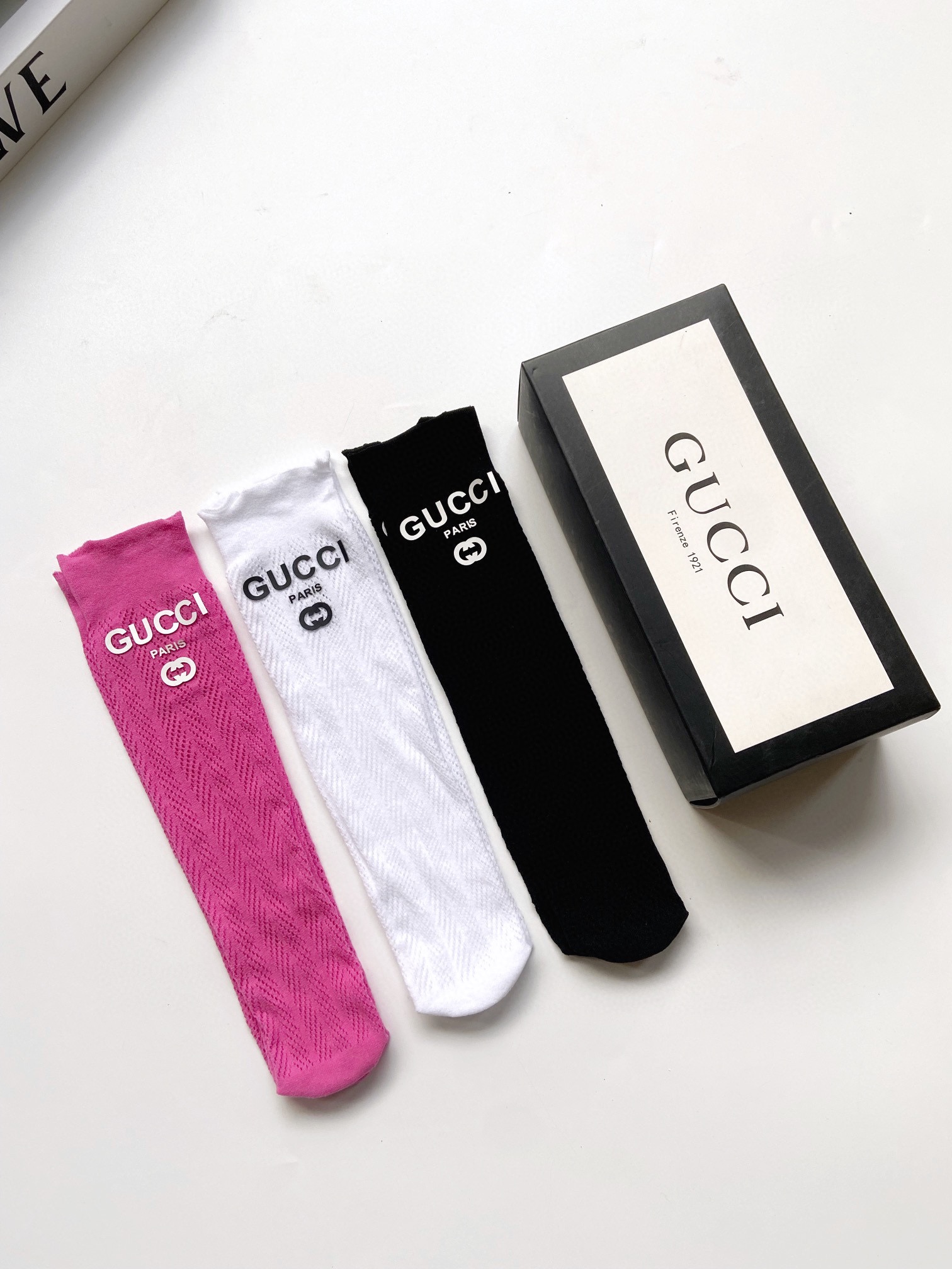Gucci Stocks【 Box of 3 pairs 】