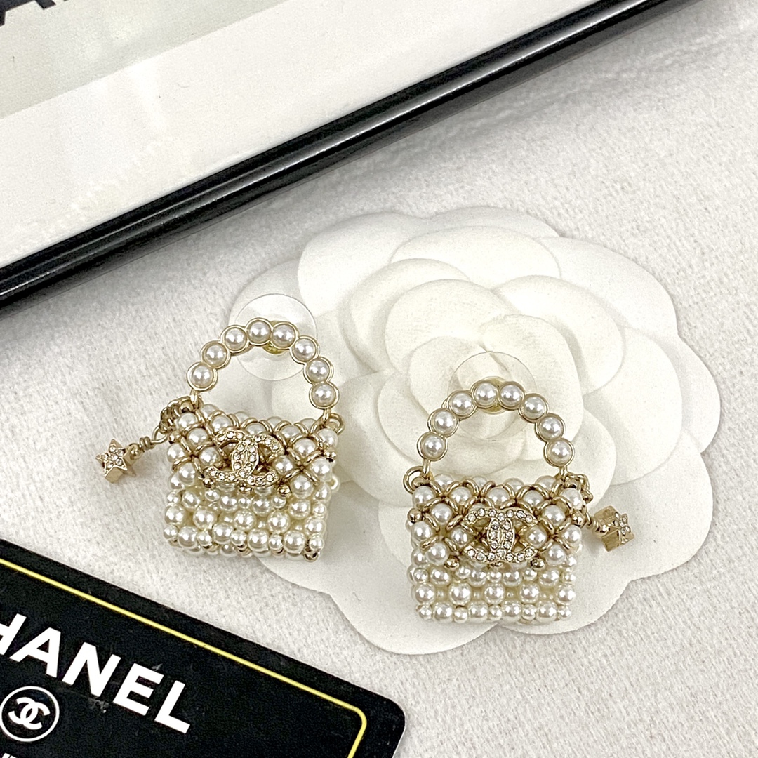 Chanel Earring