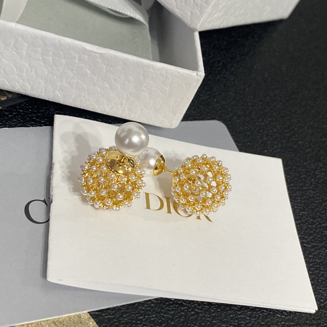 Chanel Earring