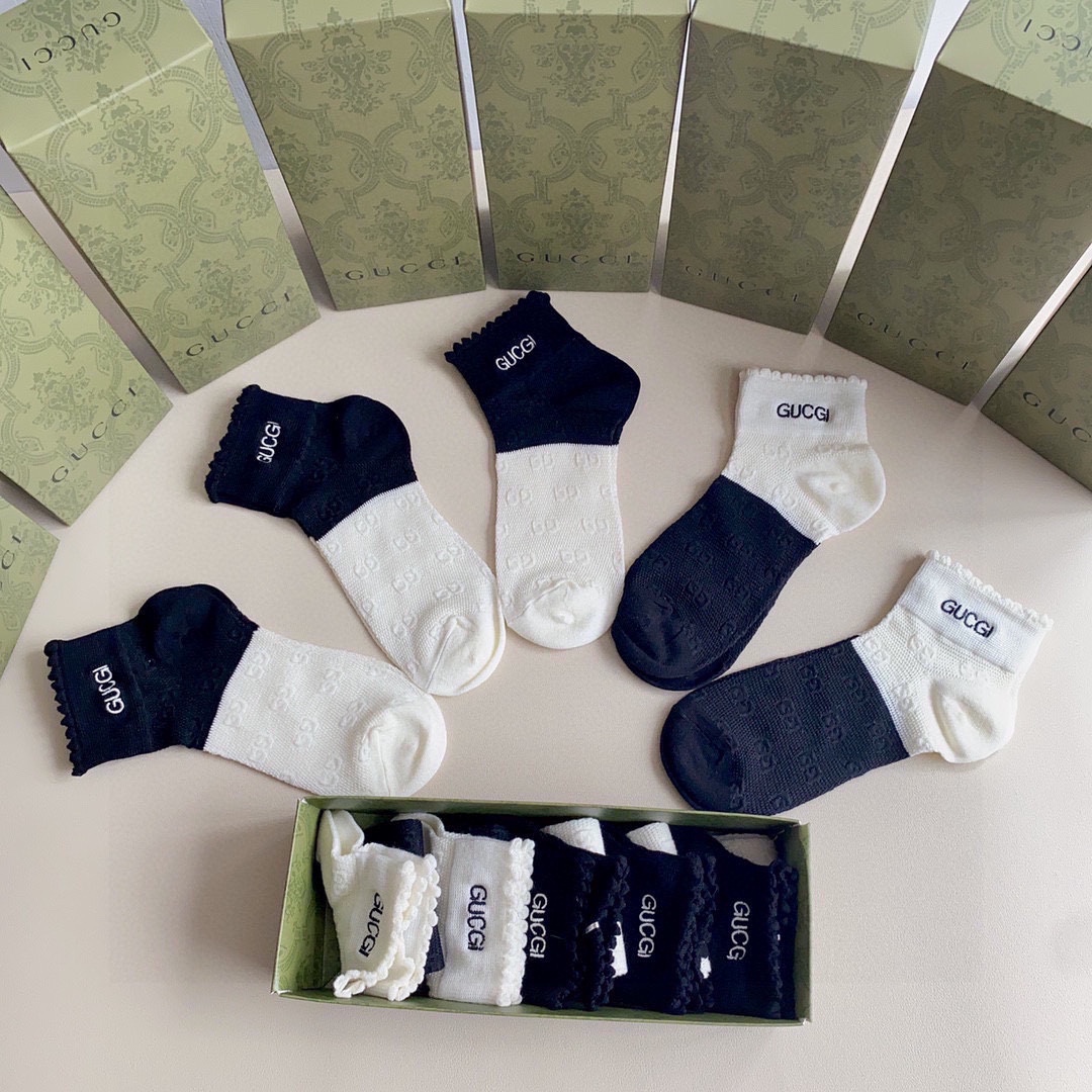 Gucci Stocks【 Box of 5 pairs 】
