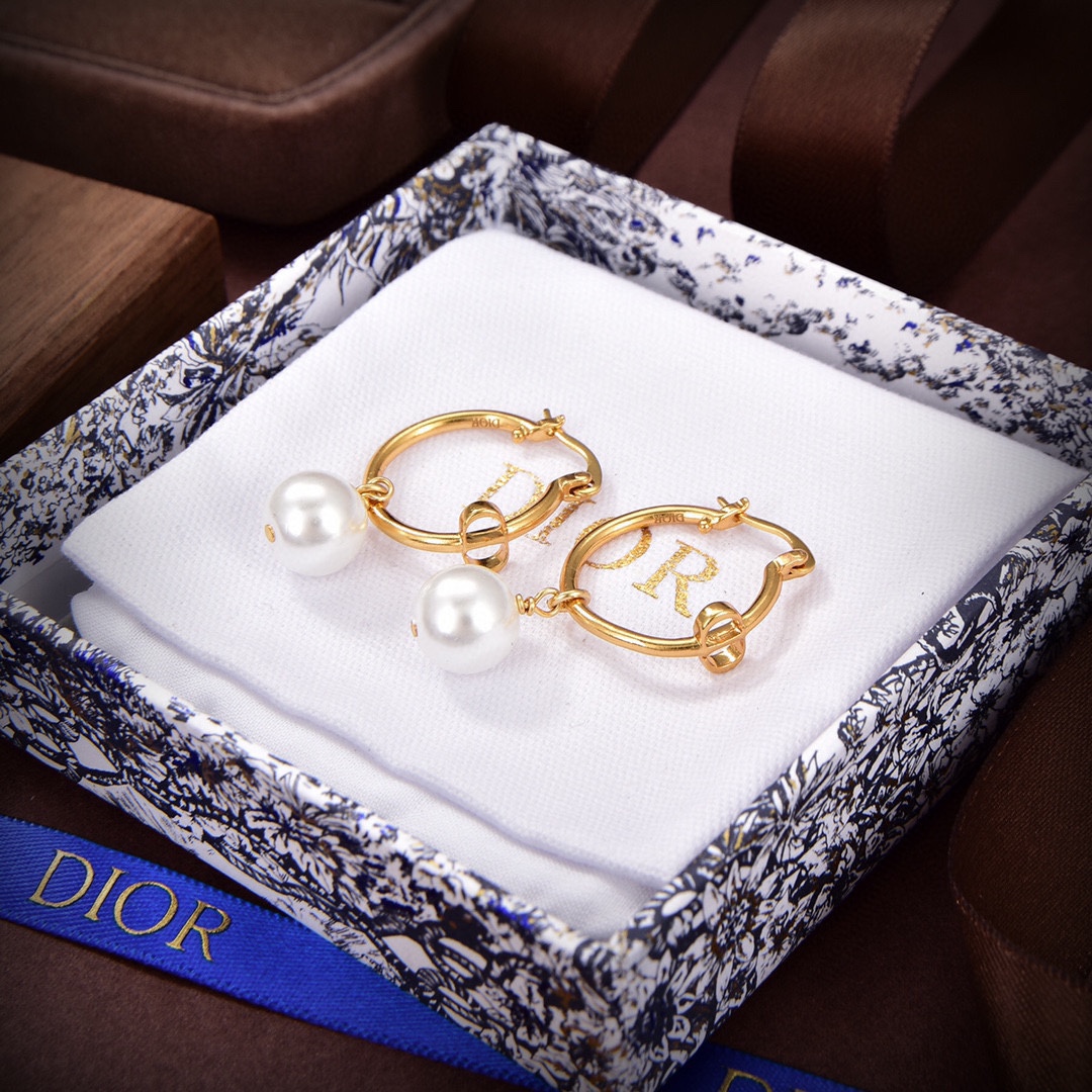 Dior Earring