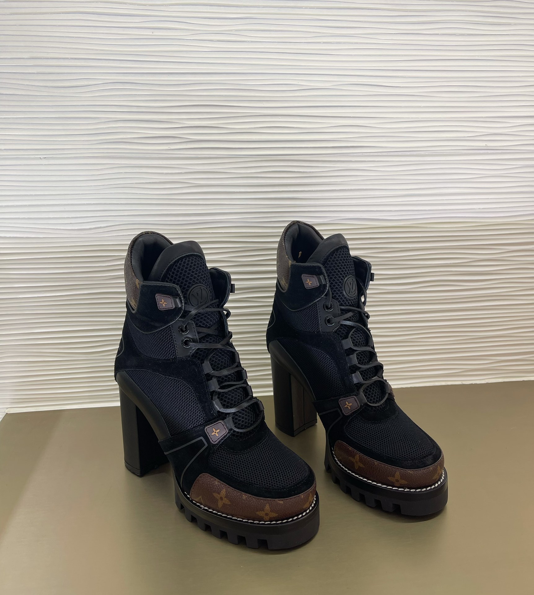 Louis Vuitton Boots-9CM