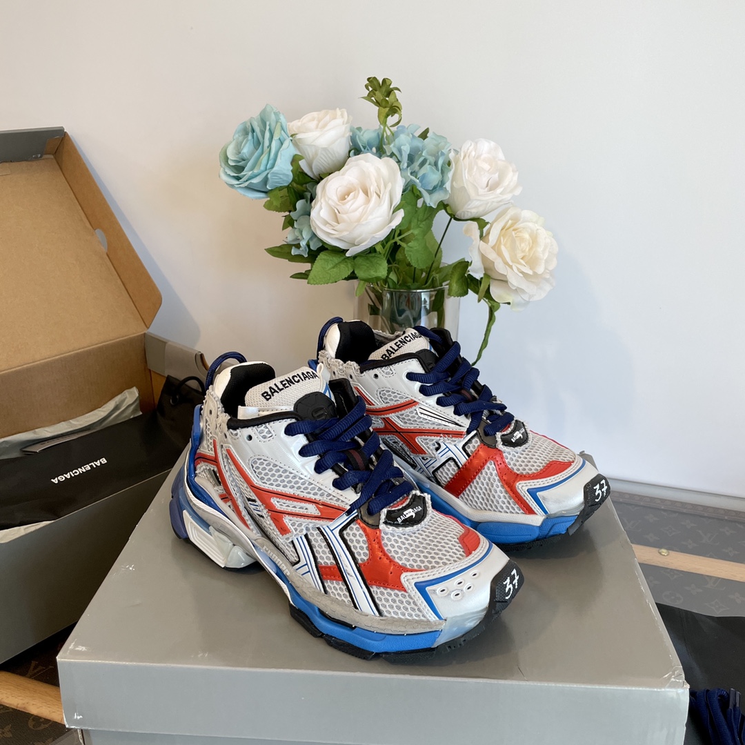 Balenciaga Runner Sneaker