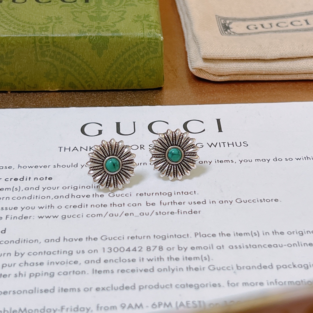 Gucci earring