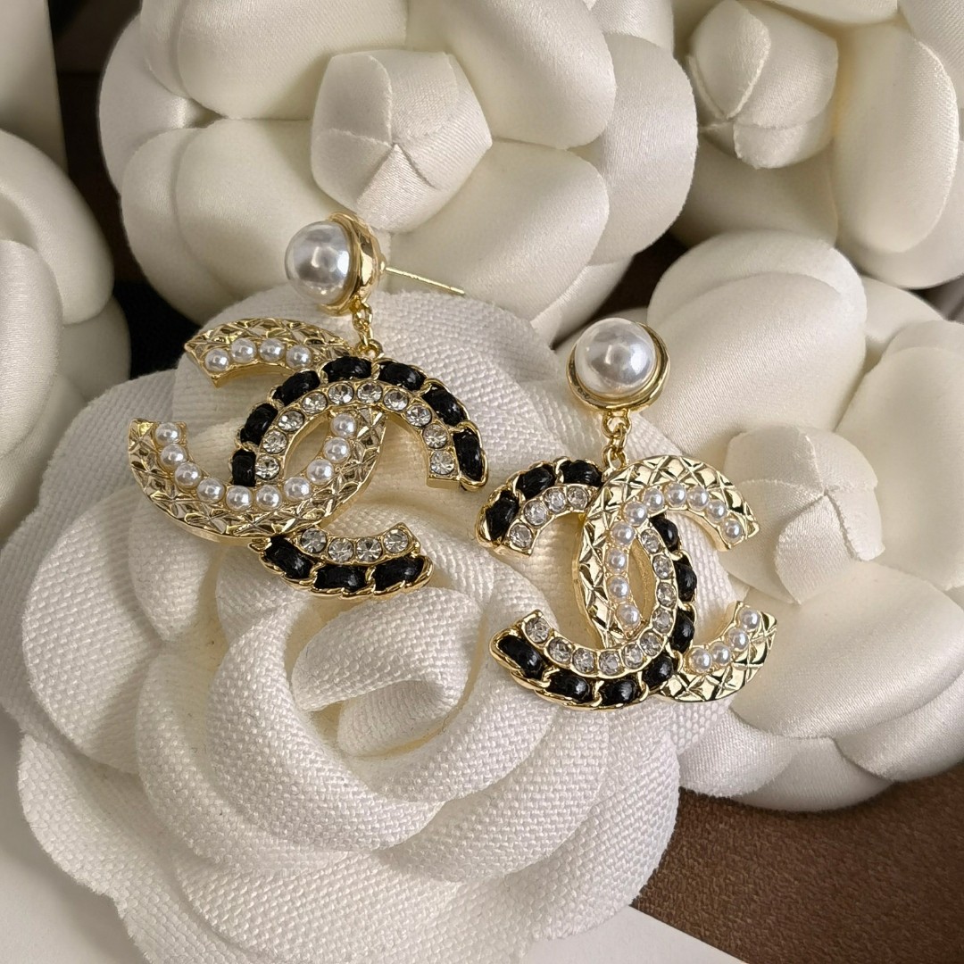 Chanel Earring