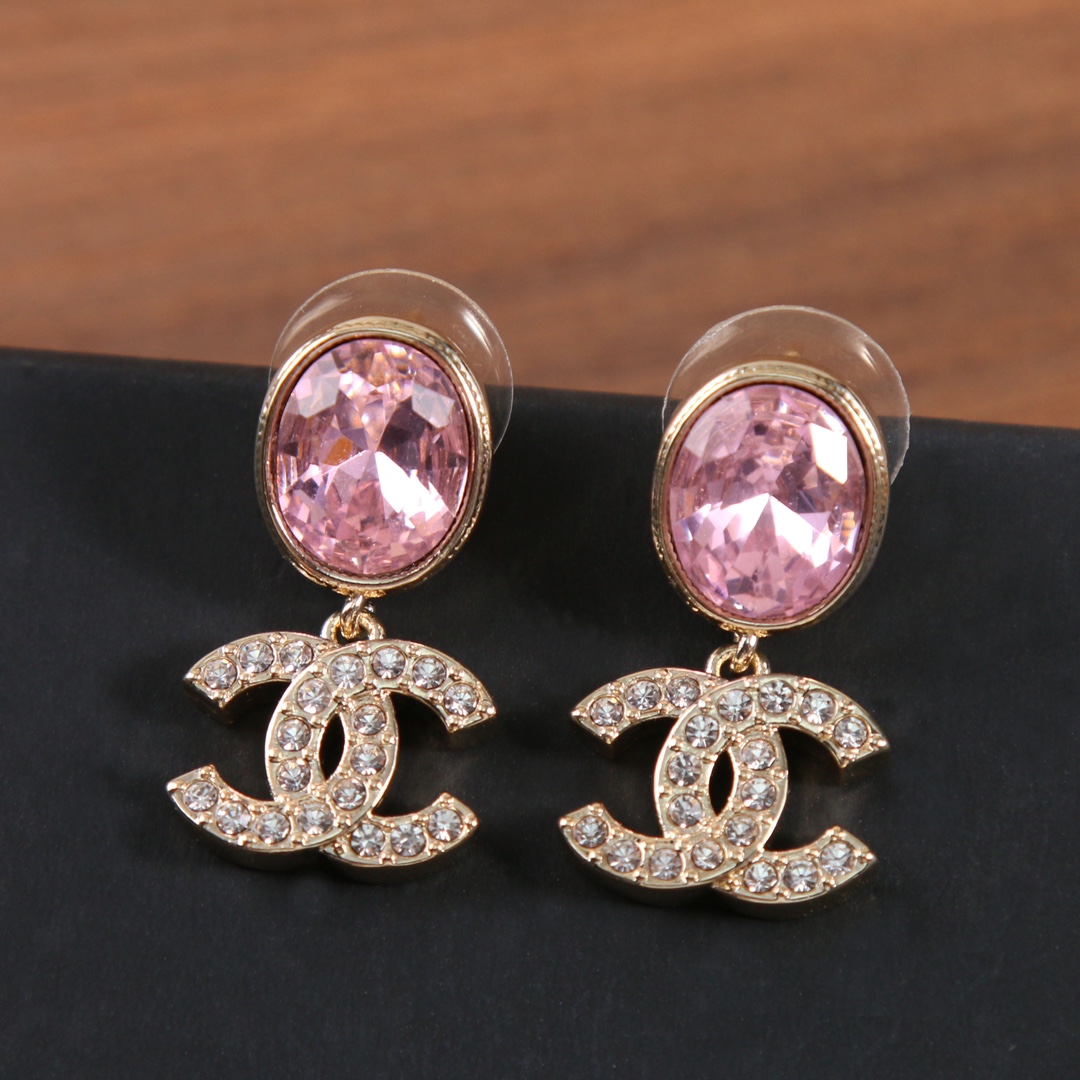 Chanel earring