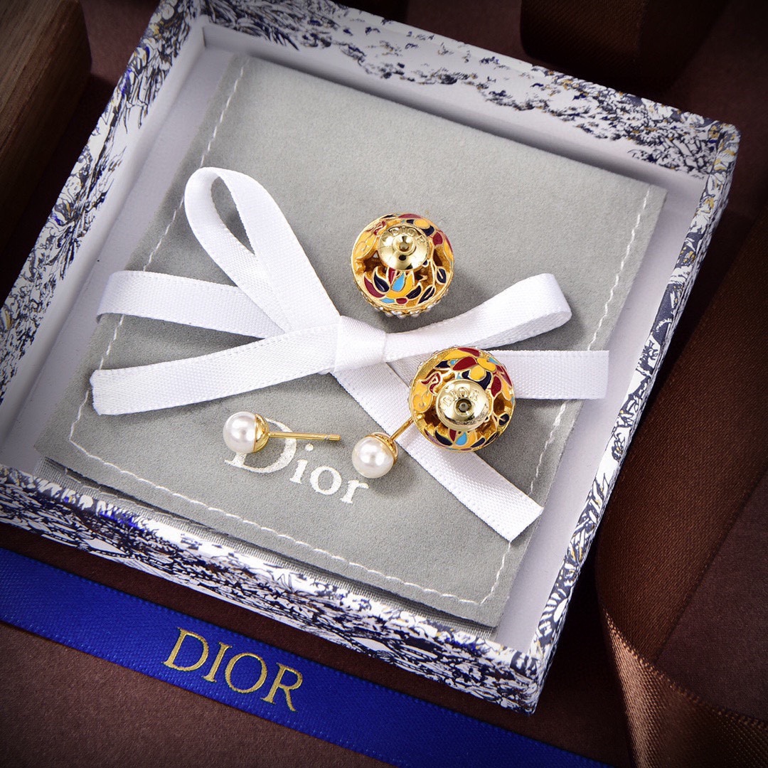 Dior Earring