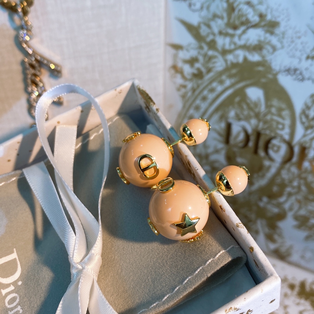 Dior Earring