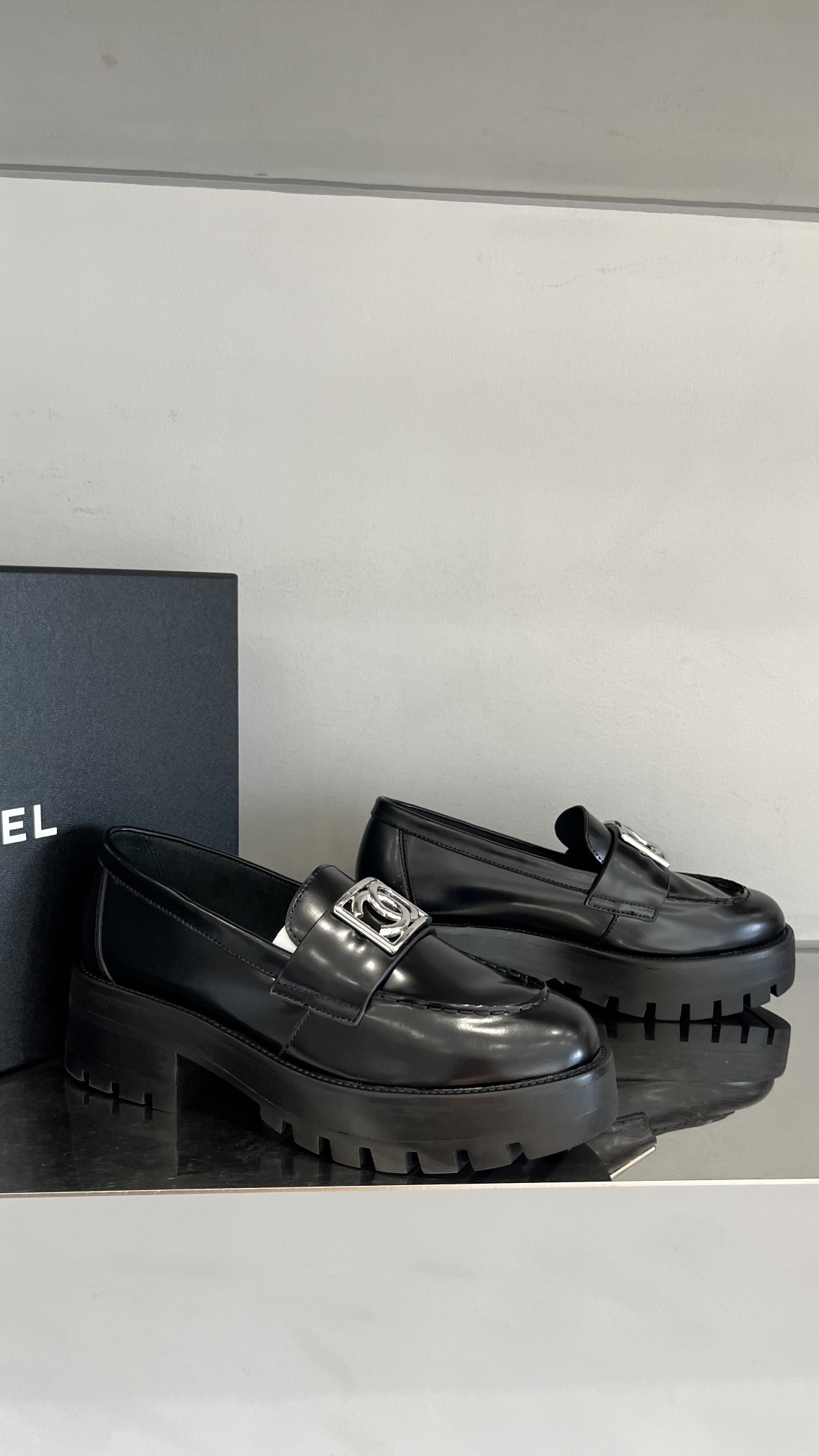 chanel outlet loafers｜TikTok Search