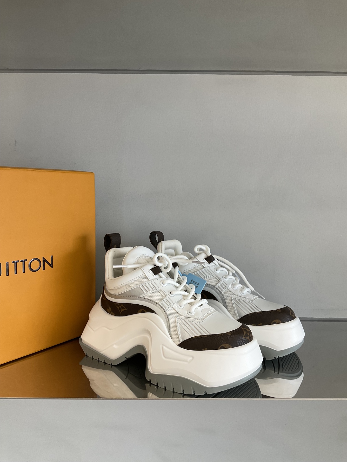 Louis Vuitton Sneakers-5CM