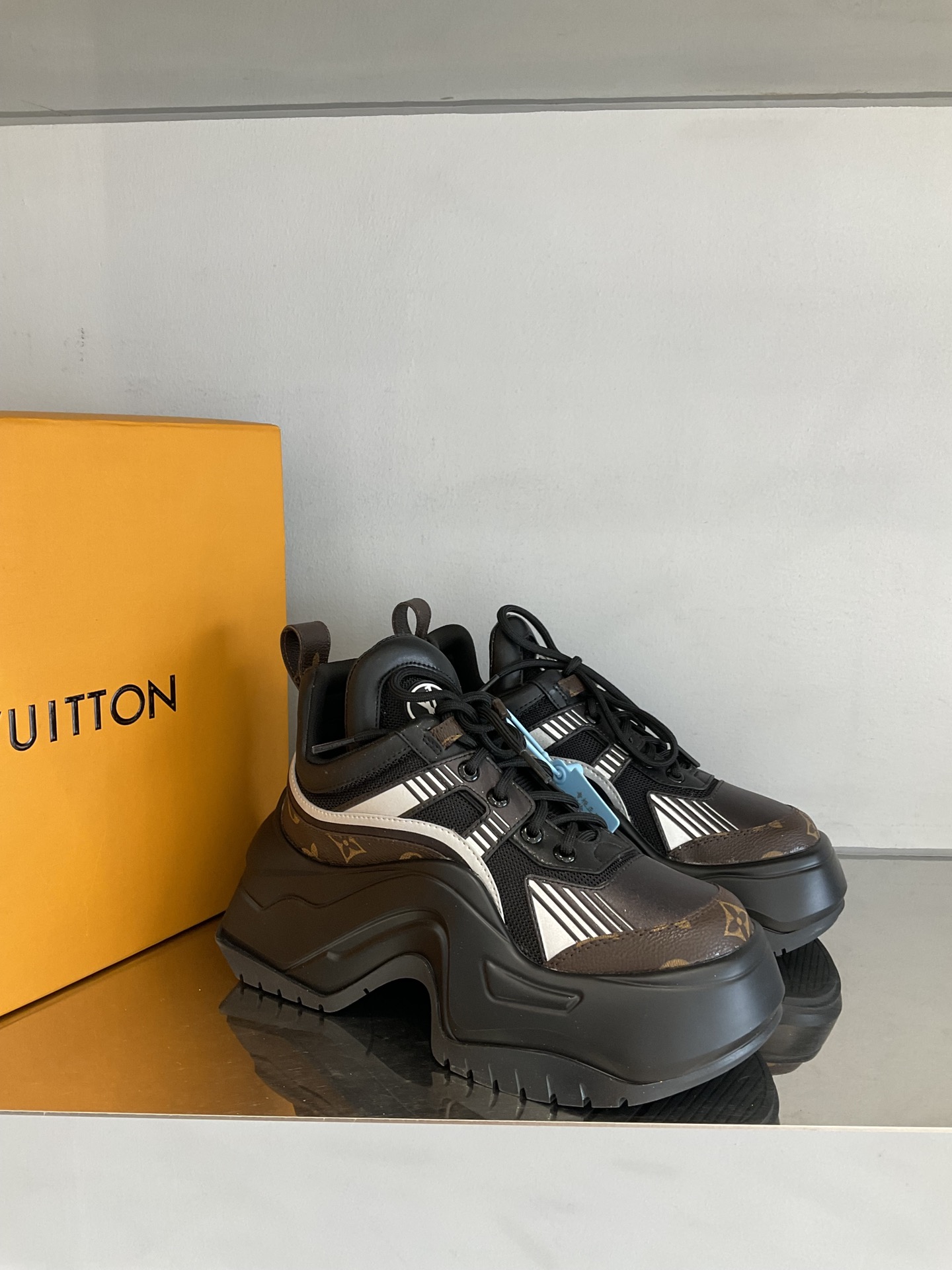 Louis Vuitton Sneakers-5CM