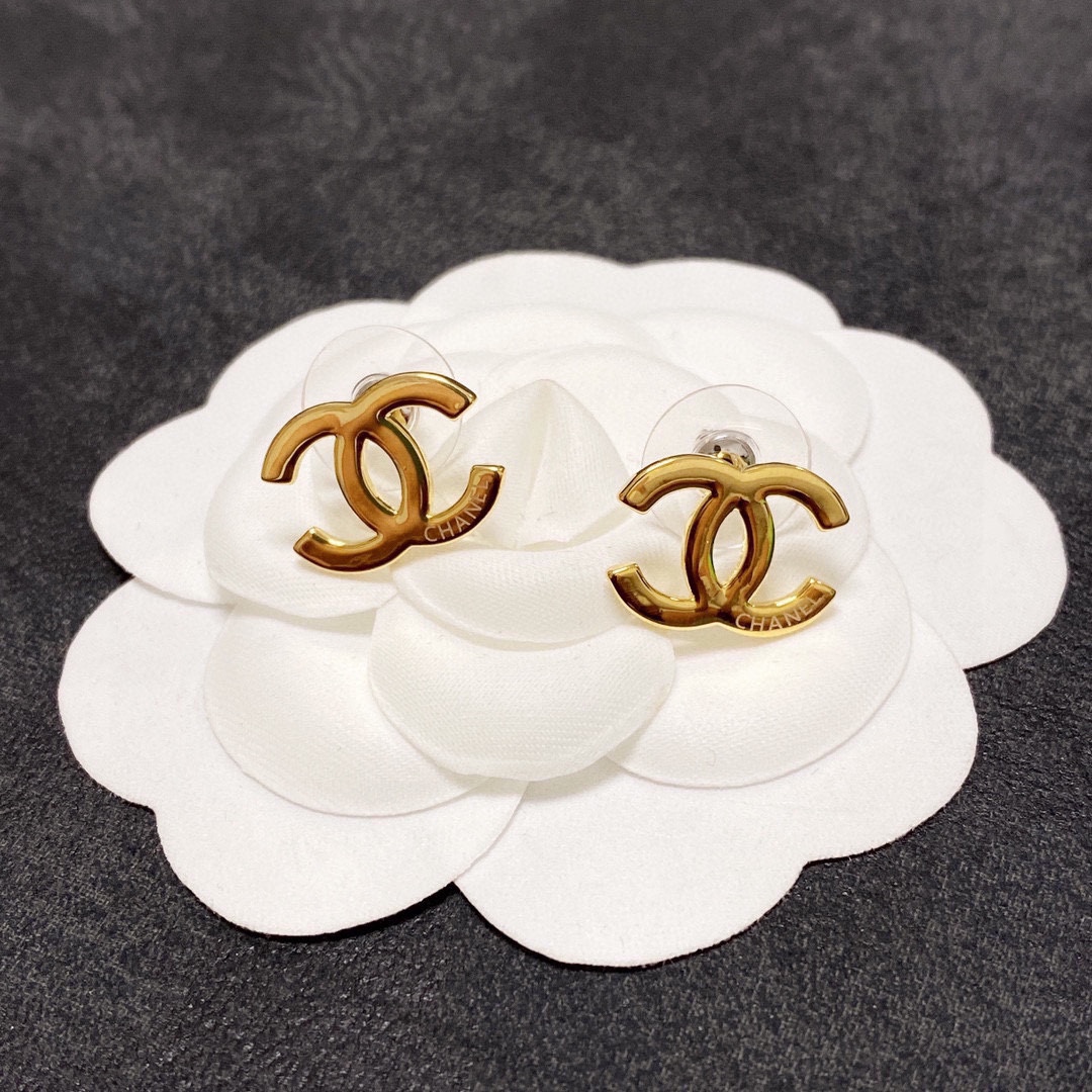 Chanel Earring