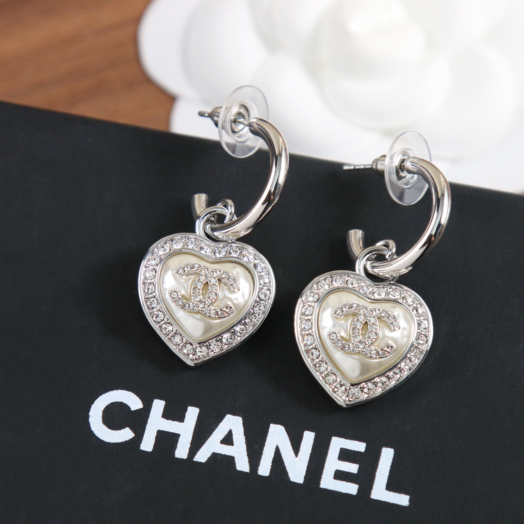 Chanel Earring